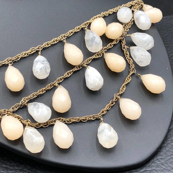 Lydell NYC 3 Strand Necklace Pastel Peach Milky Clear Faceted Briolette Beads - Picture 4 of 11